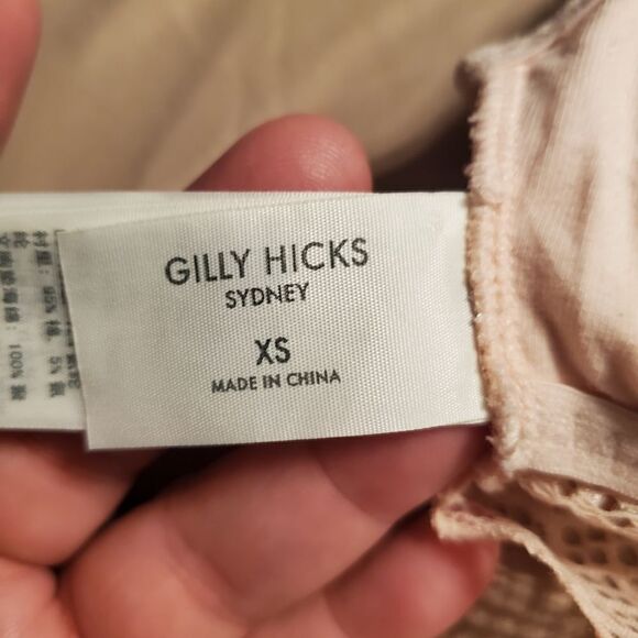 Gilly hicks top from Sydney - Picture 2 of 6